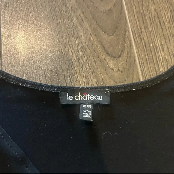 Le Chateau Black Draped Midi Dress - Picture 4 of 8